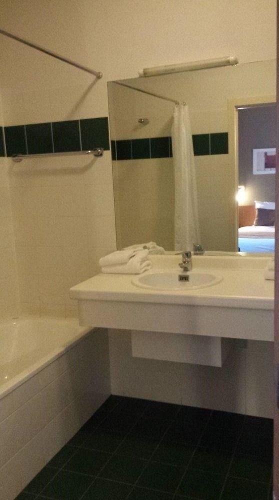 Hobbit Hotel Brussels Airport Zaventem Εξωτερικό φωτογραφία